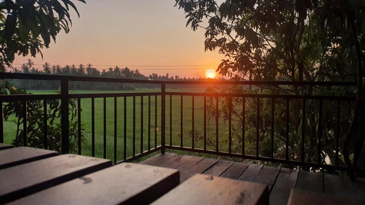 Village Mango Resort Yala ทิซซามาฮารามา ภายนอก รูปภาพ